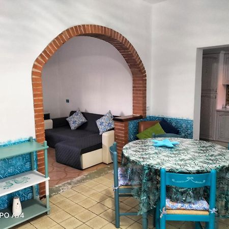 Casa Vacanze Sa Cresiedda 伊格莱西亚斯 外观 照片